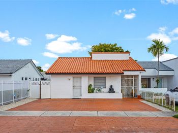 13 NW 108th Ct