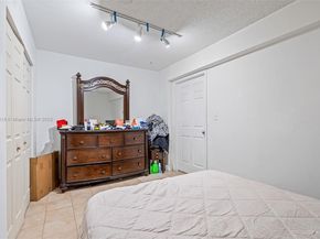13 NW 108th Ct, Miami FL 33172