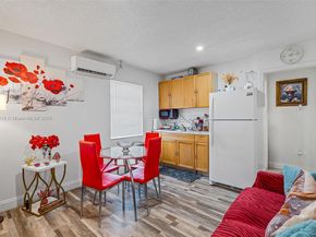 13 NW 108th Ct, Miami FL 33172