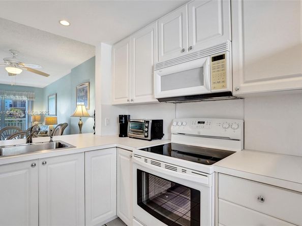 1770 S Ocean Blvd 203, Lauderdale By The Sea FL 33062