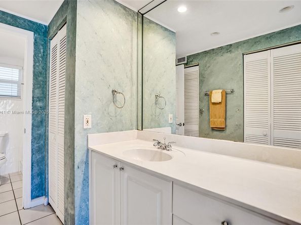1770 S Ocean Blvd 203, Lauderdale By The Sea FL 33062
