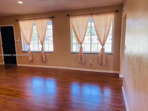 1400 NE 148th St, Miami FL 33161