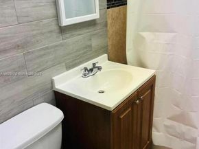 1400 NE 148th St, Miami FL 33161