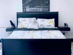 1400 NE 148th St, Miami FL 33161