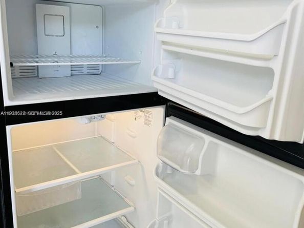 1400 NE 148th St, Miami FL 33161