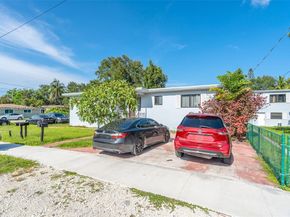 1400 NE 148th St, Miami FL 33161
