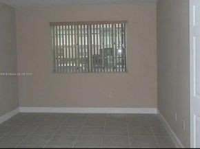 160 SW 117th Ter 6102, Pembroke Pines FL 33025