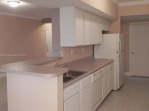 160 SW 117th Ter 6102, Pembroke Pines FL 33025