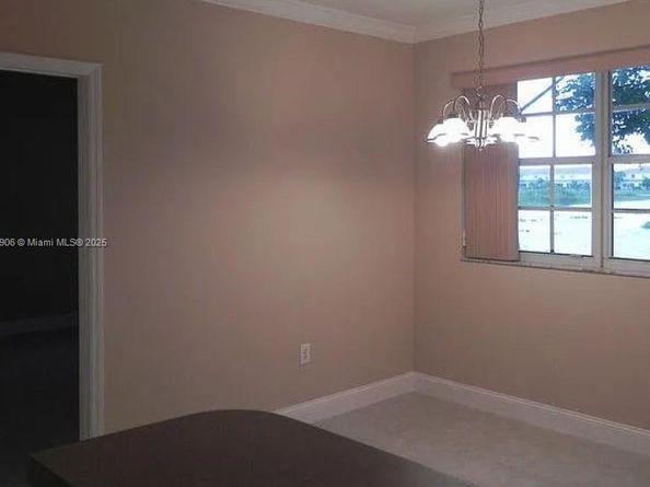 160 SW 117th Ter 6102, Pembroke Pines FL 33025