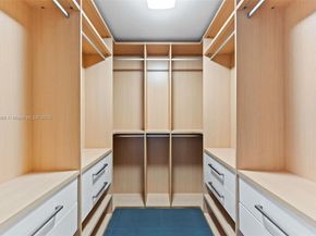 1100 Biscayne Blvd 4502, Miami FL 33132