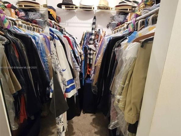 1400 Saint Charles Pl 215, Pembroke Pines FL 33026