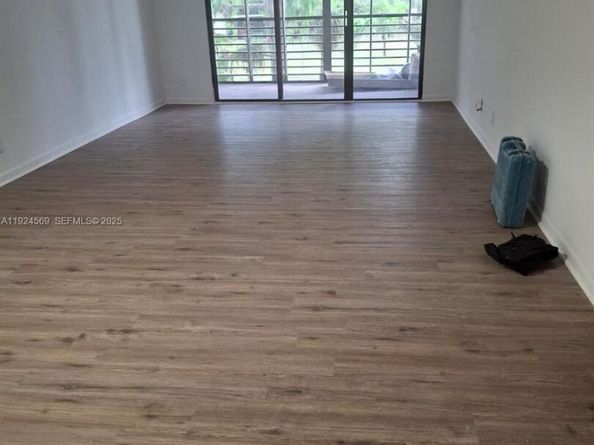 7735 NW 79th Ave 214, Tamarac FL 33321