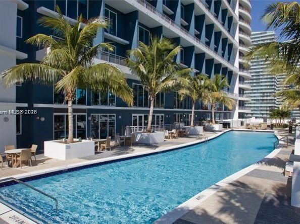 60 SW 13th St 5013, Miami FL 33130