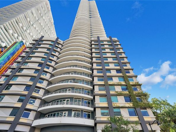 60 SW 13th St 5013, Miami FL 33130