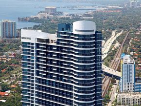 60 SW 13th St 5013, Miami FL 33130