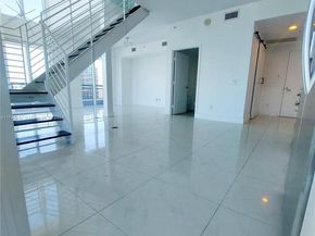 60 SW 13th St 5013, Miami FL 33130