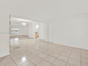 Undisclosed Address #A11826745, Hollywood FL 33023