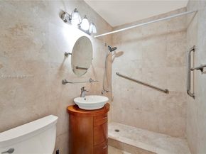 Undisclosed Address #A11826745, Hollywood FL 33023