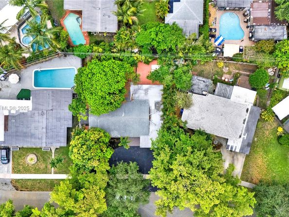 Undisclosed Address #A11826745, Hollywood FL 33023