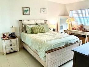 Undisclosed Address #A11813437, Hollywood FL 33020