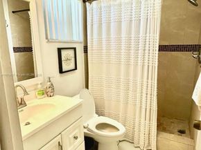 Undisclosed Address #A11813437, Hollywood FL 33020