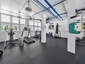 2016 Bay Dr 505, Miami Beach FL 33141