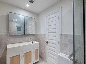 909 Roderigo Ave, Coral Gables FL 33134