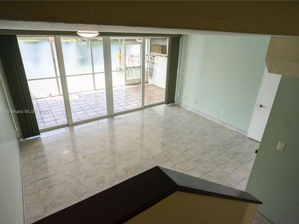 13949 SW 84th St 801, Miami FL 33183