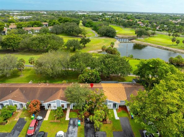 8044 NW 41st Ct, Sunrise FL 33351