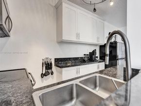 1815 N Surf Rd 202, Hollywood FL 33019