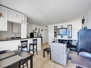 1815 N Surf Rd 202, Hollywood FL 33019