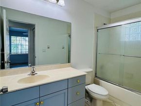 9083 Dupont Pl, Wellington FL 33414