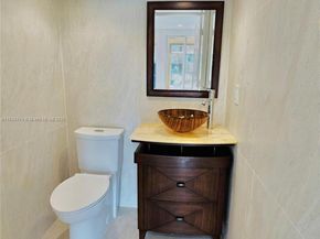 9083 Dupont Pl, Wellington FL 33414