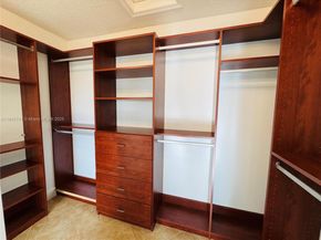 9083 Dupont Pl, Wellington FL 33414