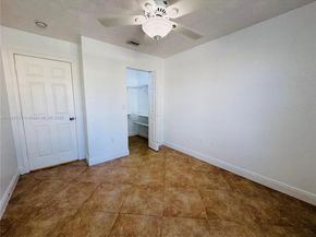 9083 Dupont Pl, Wellington FL 33414