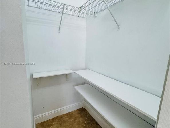 9083 Dupont Pl, Wellington FL 33414
