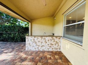 9083 Dupont Pl, Wellington FL 33414