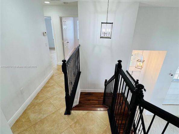 9083 Dupont Pl, Wellington FL 33414