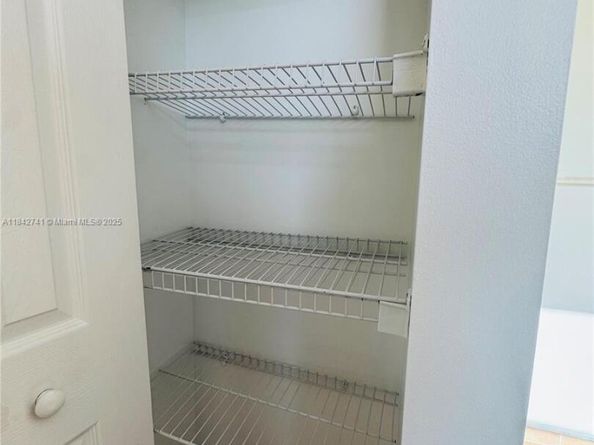 9083 Dupont Pl, Wellington FL 33414