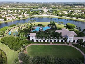 9083 Dupont Pl, Wellington FL 33414