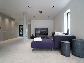 1820 SW 10th, Miami FL 33135