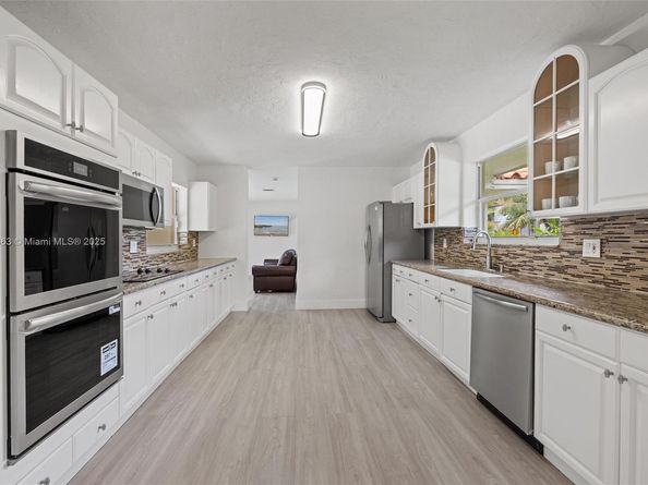 1254 Polk St, Hollywood FL 33019