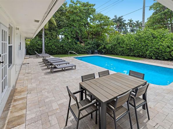 1254 Polk St, Hollywood FL 33019