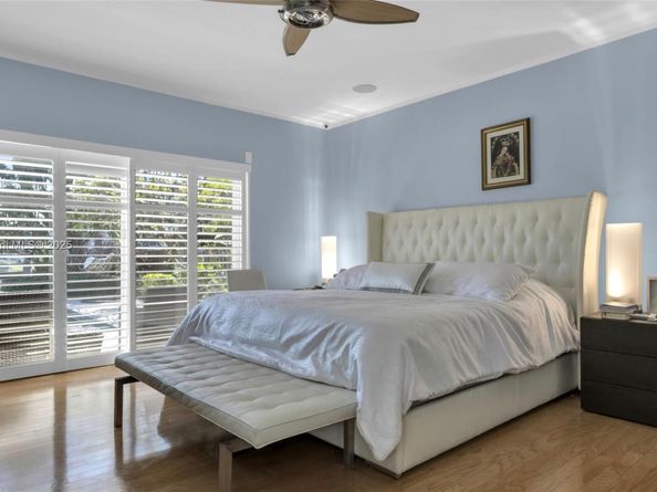1000 S Shore Dr, Miami Beach FL 33141