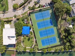 1000 S Shore Dr, Miami Beach FL 33141