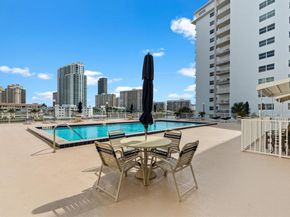 111 Golden Isles Dr G8, Hallandale Beach FL 33009