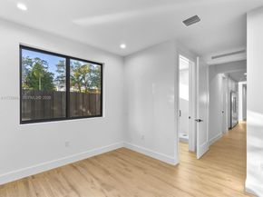 2285 SW 17th Ter, Miami FL 33145