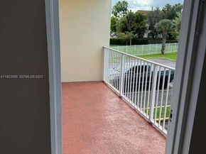 7000 NW 186th St 4226, Hialeah FL 33015