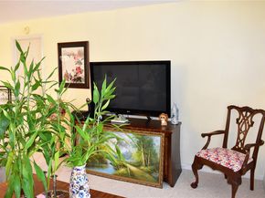 9881 Sunrise Lakes Blvd 207, Sunrise FL 33322