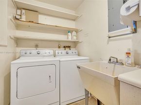 4815 Cleveland St, Hollywood FL 33021
